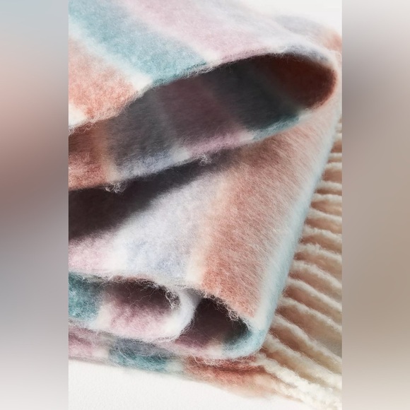 By Anthropologie Horizontal Stripe Scarf - Picture 2 of 4